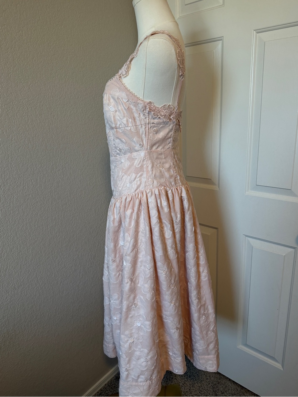 For Love & Lemons Pale Pink Floral Midi Dress - Picture 5 of 6